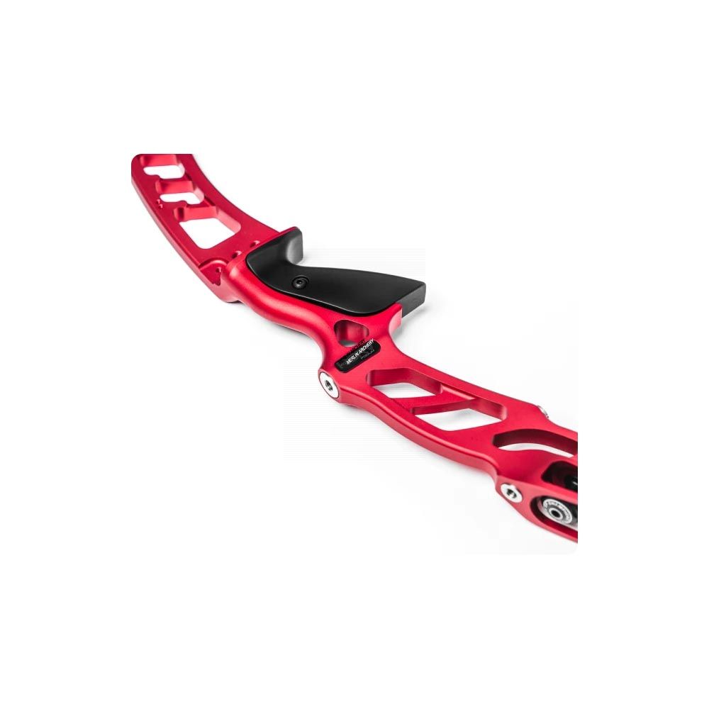 Hoyt RCRV Podium Recurve Riser 25"