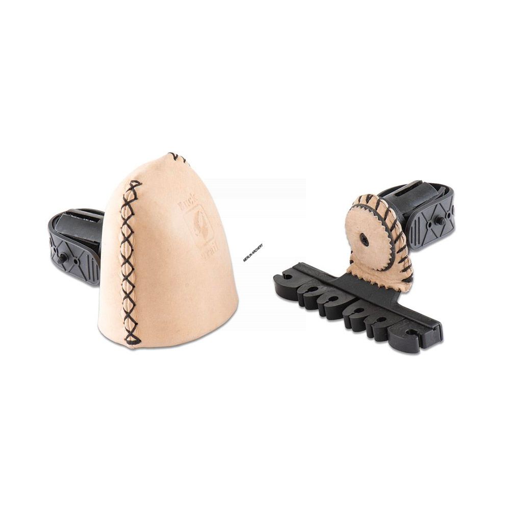  Buck Trail Deluxe Bow Quiver